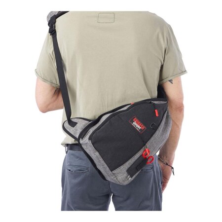 Shirasu - Street Sling Bag